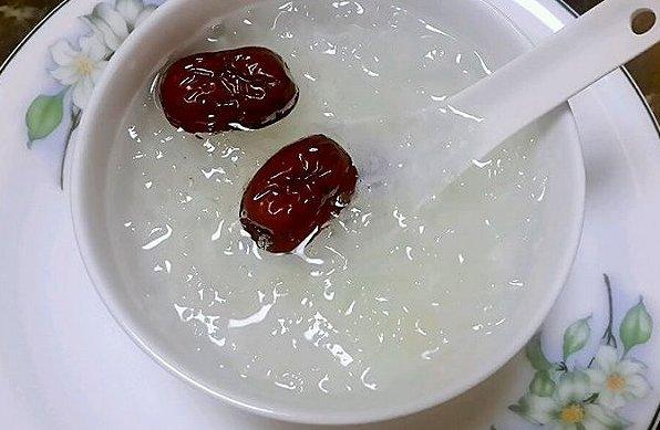 冰糖红枣炖燕窝