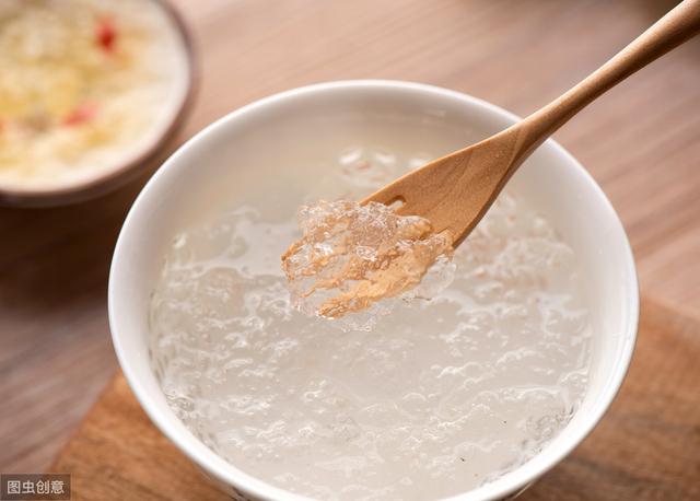 燕窝与什么食物相克？看完才知道以前的燕窝都白炖了
