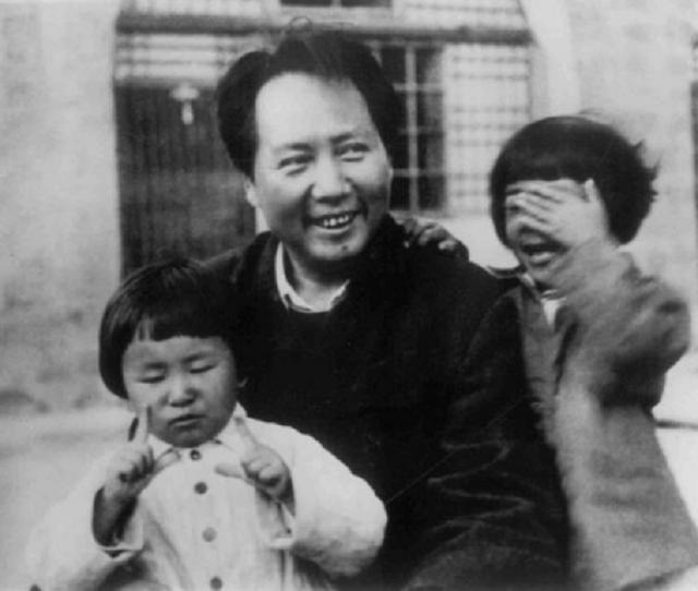 茅台酒4.3元一瓶的年代，有人送毛主席72斤燕窝，毛泽东：全送走
