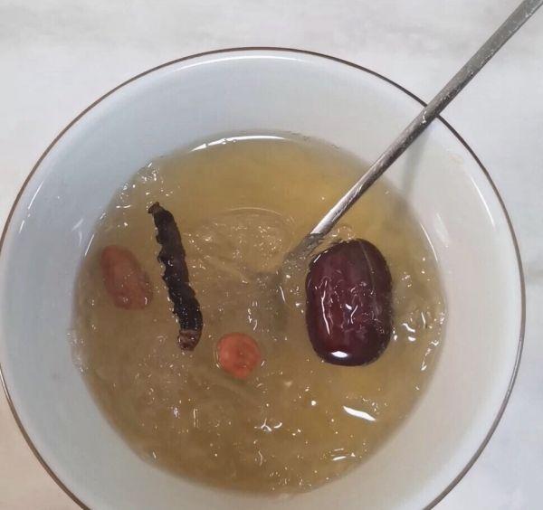 虫草炖燕窝最好吃的做法，就在这里了